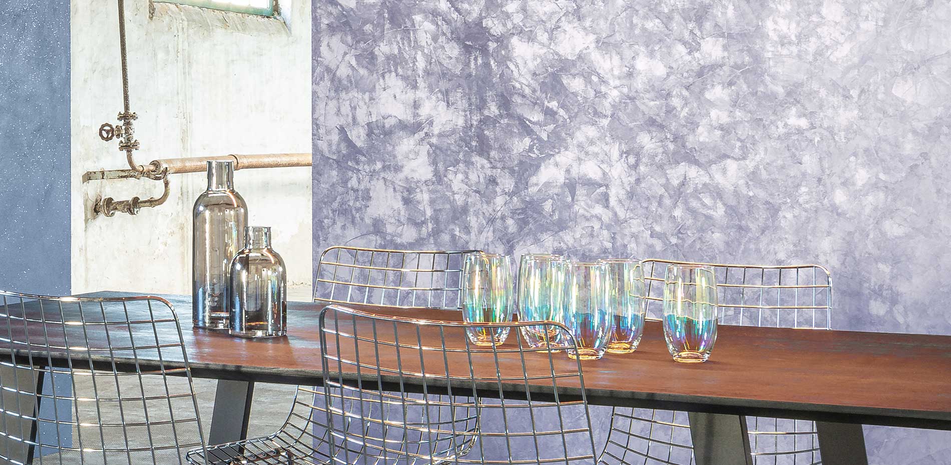 Oberfläche des Jahres Interieur mit Esstisch